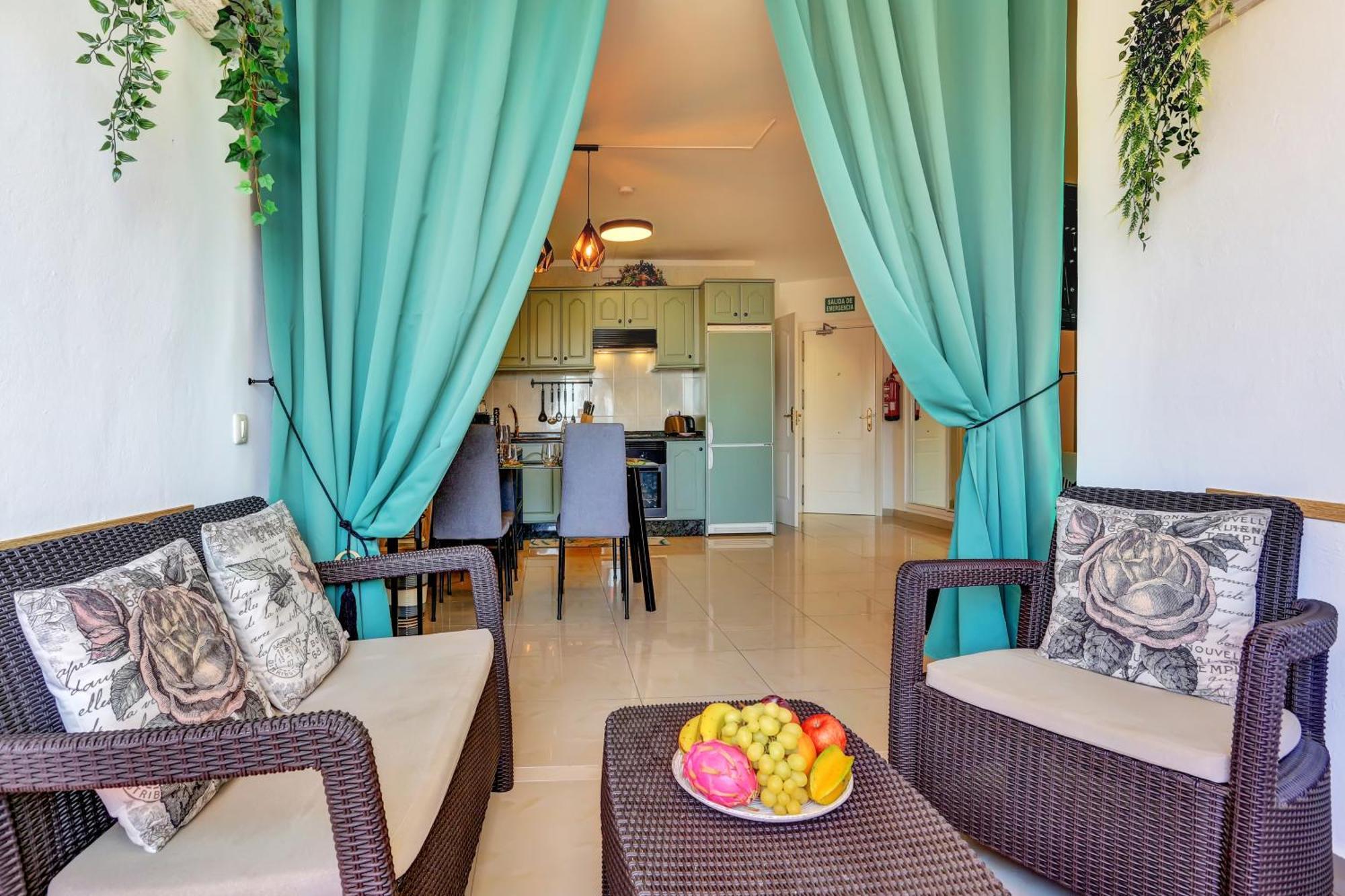 Luxory Dreamy Sunset, Seafront, Direct Access To The Promenade,Wifi,Pool,Free Parking Leilighet Los Cristianos  Eksteriør bilde