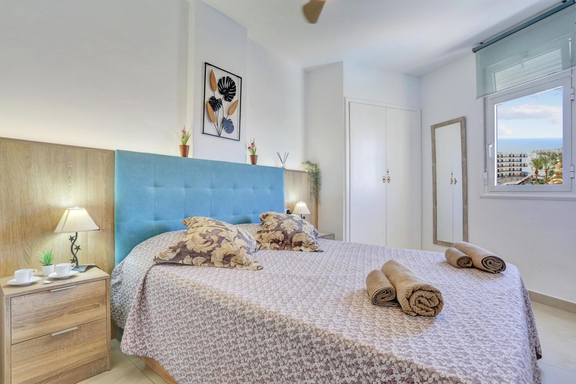 Luxory Dreamy Sunset, Seafront, Direct Access To The Promenade,Wifi,Pool,Free Parking Leilighet Los Cristianos  Eksteriør bilde