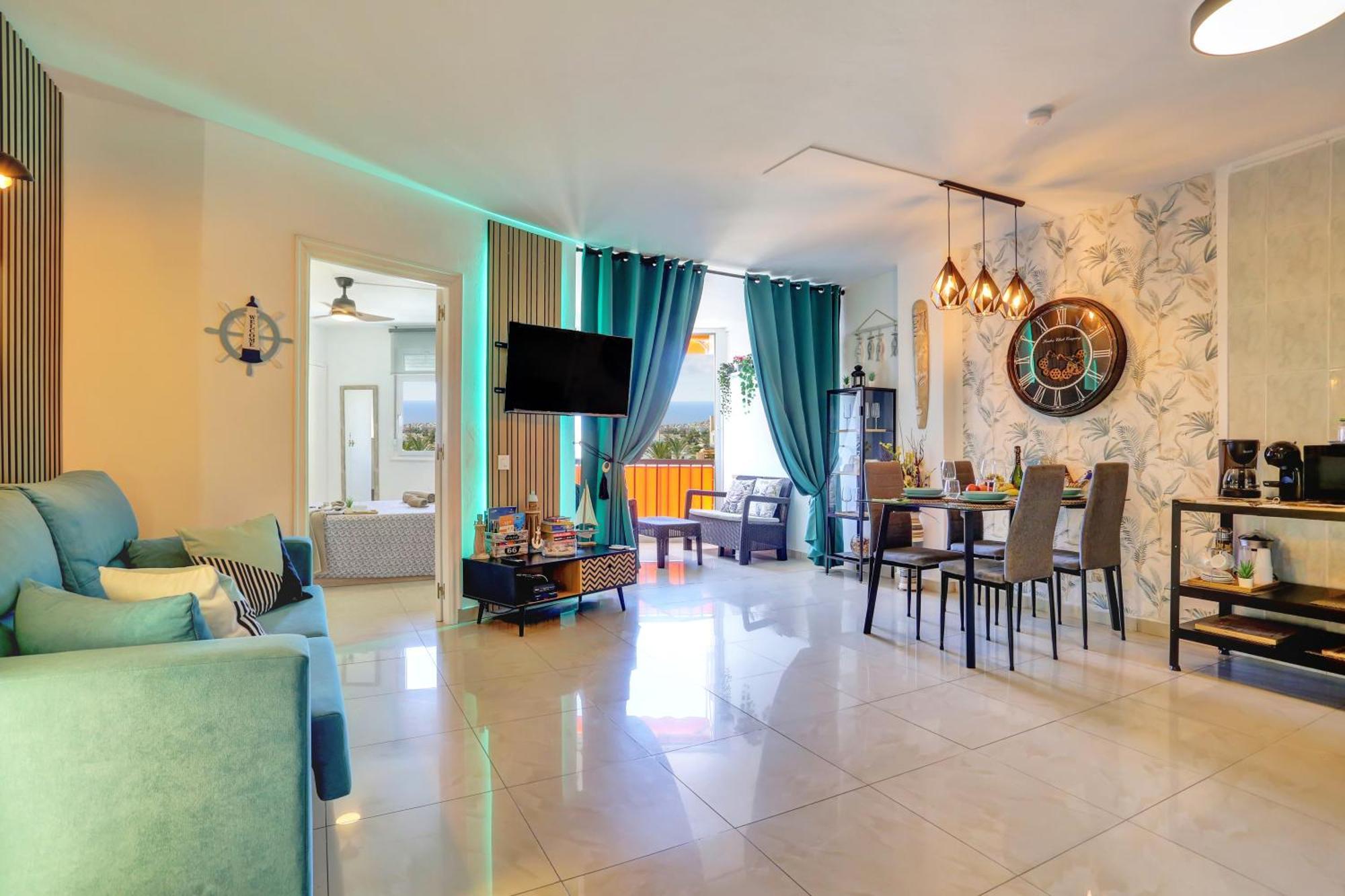 Luxory Dreamy Sunset, Seafront, Direct Access To The Promenade,Wifi,Pool,Free Parking Leilighet Los Cristianos  Eksteriør bilde