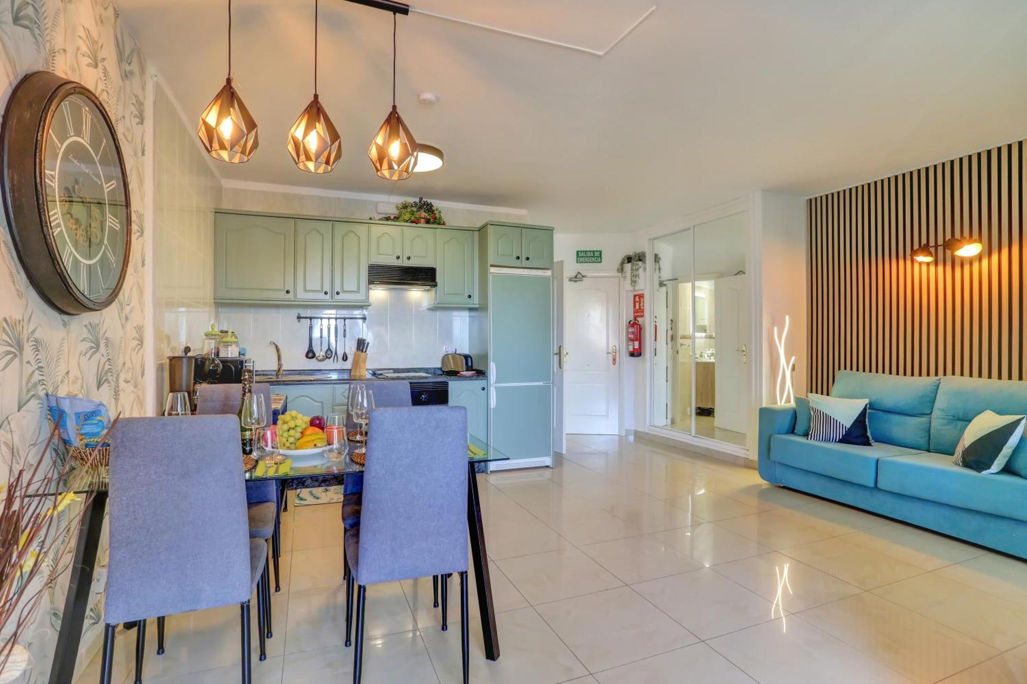 Luxory Dreamy Sunset, Seafront, Direct Access To The Promenade,Wifi,Pool,Free Parking Leilighet Los Cristianos  Eksteriør bilde